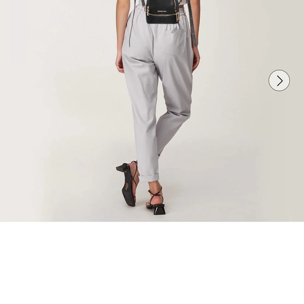 Michael Kors mini Rea backpack NWOT Michael Kors mini Rhea backpack NWOT - Picture 8 of 9